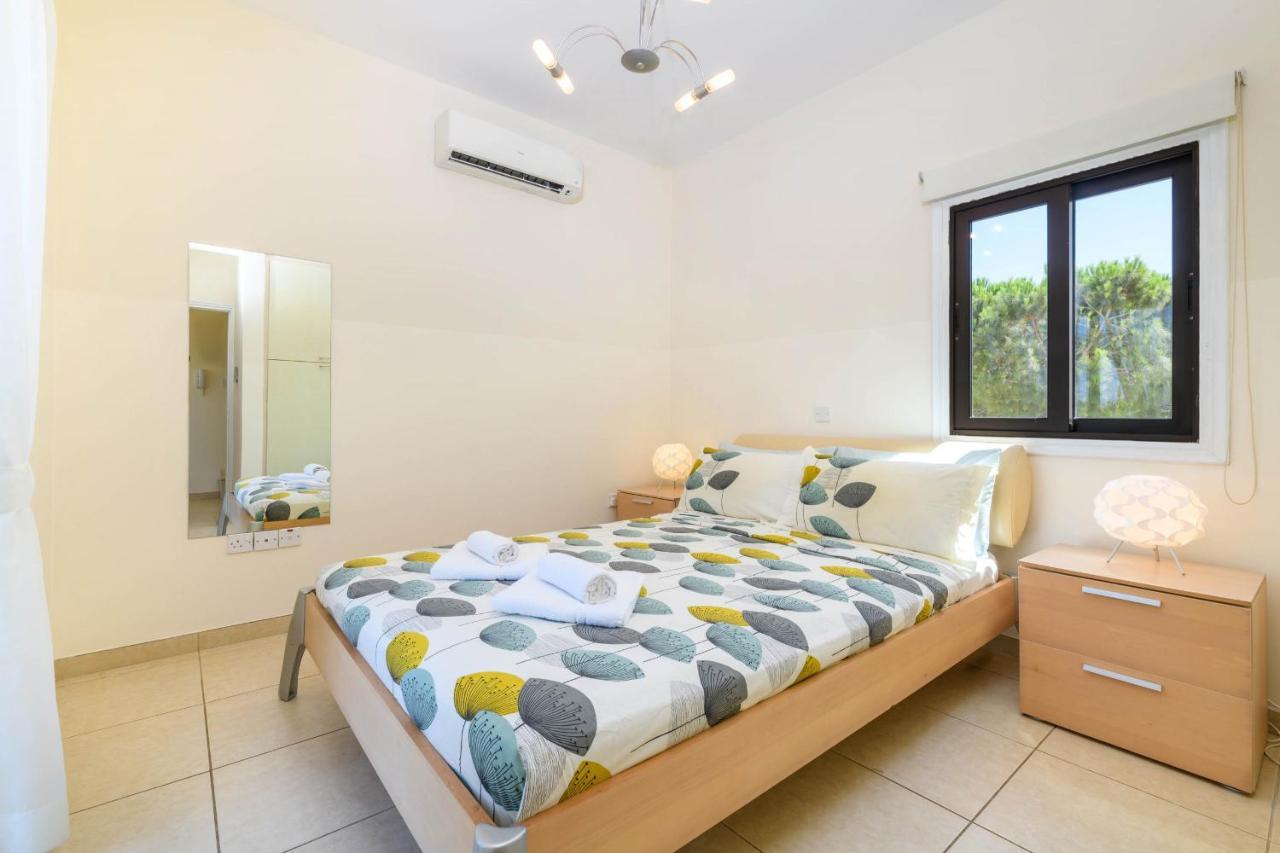 Protaras Centro Villa Buitenkant foto